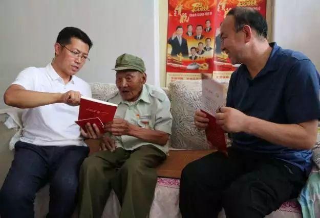 小小棒球赛